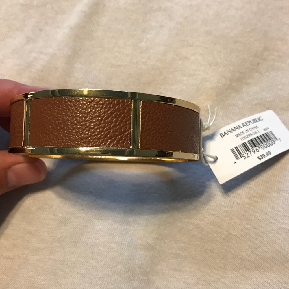 Banana Republic hinged bracelet